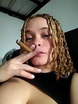 Cherrysweetyx online show from January 8, 10:01 pm