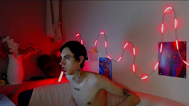 AlexNaughty14 online show from October 17, 9:12 am