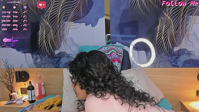 Anabacker01 online show from October 4, 7:23 pm