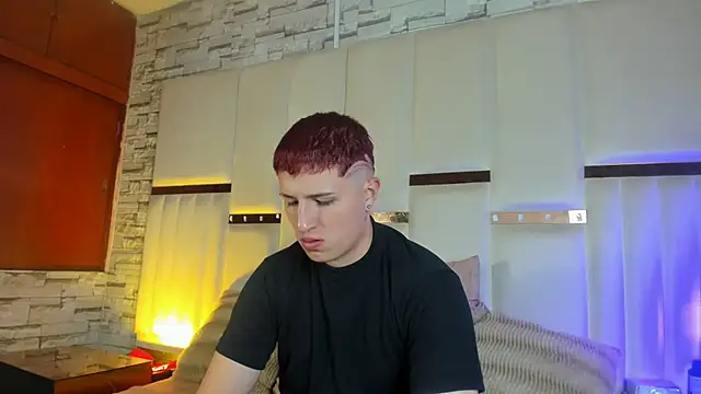 ANLLELOAndANGELA online show from February 14, 6:37 pm