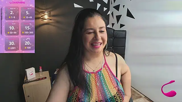 AgataThompson  online show from September 22, 6:43 pm