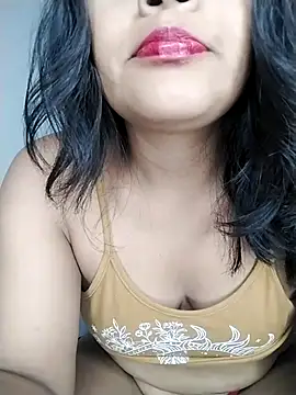 Snapshot of Karin_39 chatting on April 11, 5:01 am Karin 39 online show from April 11, 5:01 am