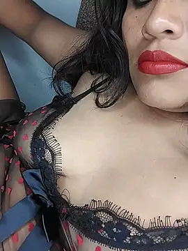 Snapshot of Karin_39 chatting on May 16, 3:58 am Karin 39 online show from May 16, 3:58 am