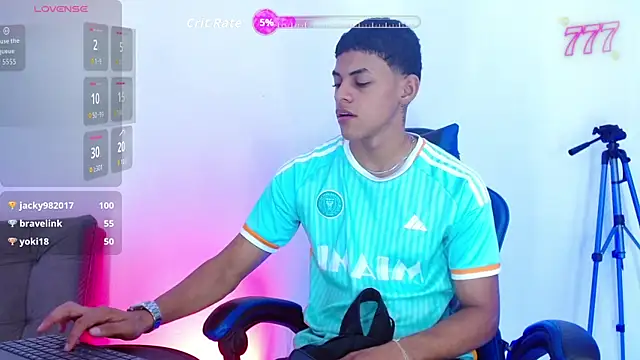 deivid bigcock1 online show from July 24, 12:30 am