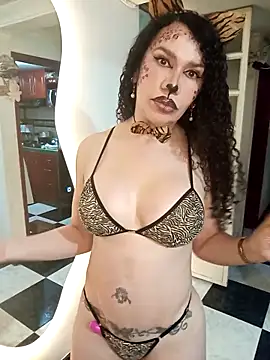 Lina 444 online show from October 31, 10:33 pm