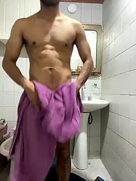 Snapshot of Fran-cisco1509 chatting on October 22, 10:48 am Fran-cisco1509 online show from October 22, 10:48 am