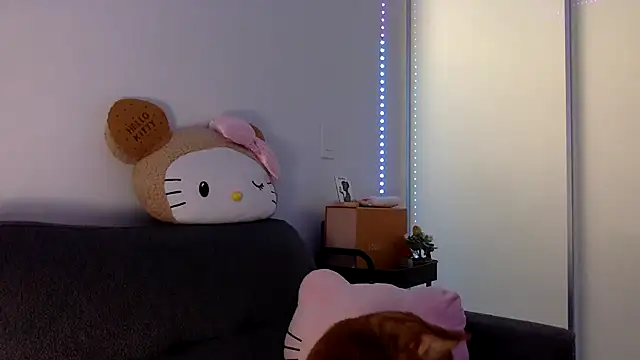 Snapshot of pinkybaby444 chatting on December 14, 12:27 am pinkybaby444 online show from December 14, 12:27 am