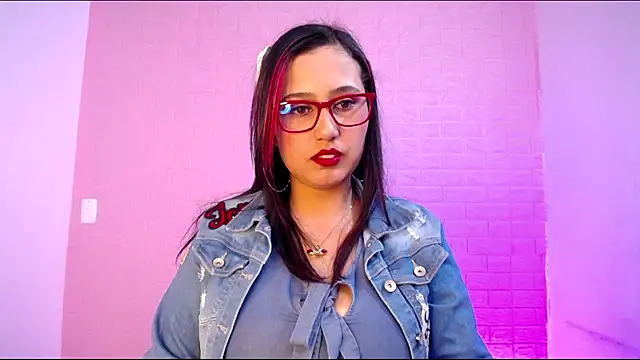Sara1126  online show from October 18, 4:04 am