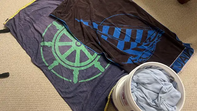 Snapshot of Doanything4you chatting on December 15, 7:34 am Doanything4you online show from December 15, 7:34 am