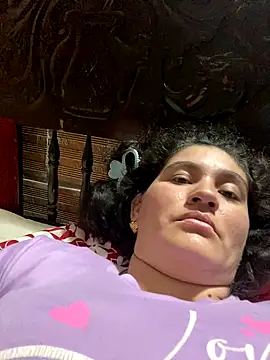 Snapshot of lunasexyhot18 chatting on September 29, 10:25 pm lunasexyhot18 online show from September 29, 10:25 pm