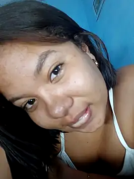 Snapshot of little_onixx chatting on October 7, 12:13 pm little onixx online show from October 7, 12:13 pm