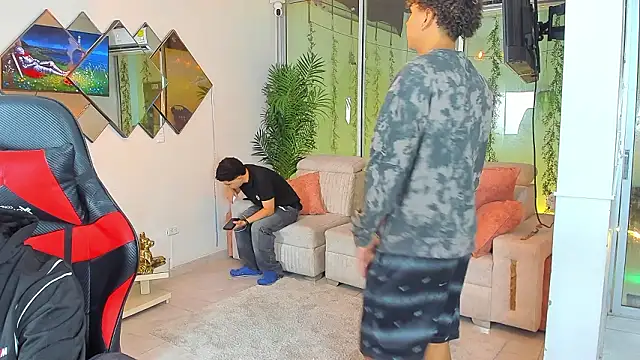 Houseofwarrios online show from March 1, 5:31 am