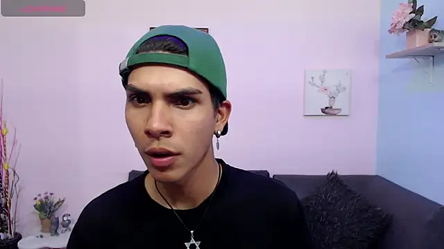 David 925  online show from November 18, 8:13 pm