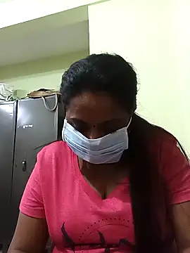 Snapshot of queendivya chatting on November 25, 1:22 pm queendivya online show from November 25, 1:22 pm