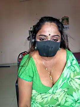 queendivya online show from June 5, 6:52 am