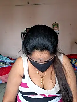 queendivya online show from June 12, 5:39 am
