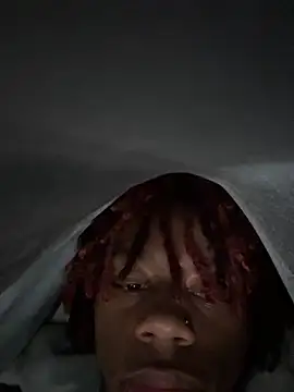 Snapshot of Zayinc chatting on October 9, 7:28 am Zayinc online show from October 9, 7:28 am