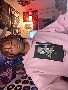 Snapshot of Zayinc chatting on October 31, 1:34 pm Zayinc online show from October 31, 1:34 pm