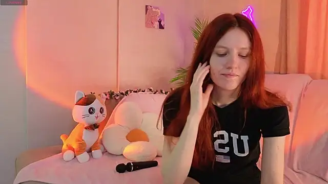 Snapshot of Little_rosy chatting on March 9, 4:27 am Little rosy online show from March 9, 4:27 am