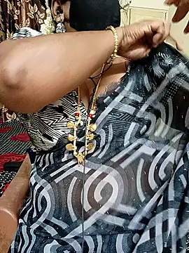 Snapshot of Maithili18 chatting on September 25, 4:32 pm Maithili18 online show from September 25, 4:32 pm