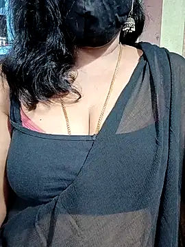 Snapshot of Maithili18 chatting on November 23, 2:44 am Maithili18 online show from November 23, 2:44 am