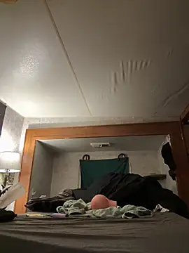 Snapshot of Mathew_420 chatting on February 5, 10:58 pm Mathew 420 online show from February 5, 10:58 pm