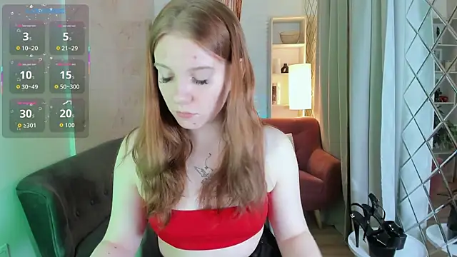 Layla Glam online show from January 8, 1:35 pm