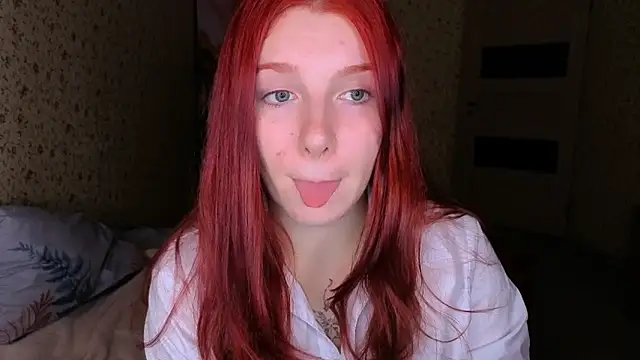 Snapshot of Layla_Glam chatting on May 28, 8:17 pm Layla Glam online show from May 28, 8:17 pm
