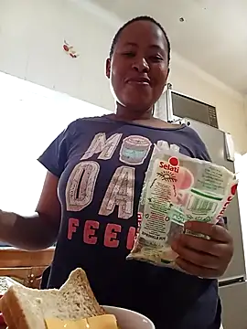 Snapshot of BubblyBeautiful chatting on November 3, 10:38 am BubblyBeautiful online show from November 3, 10:38 am