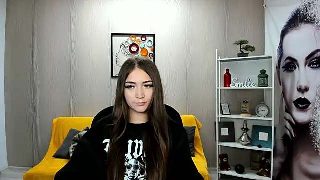 EllaClarke online show from October 22, 11:43 am