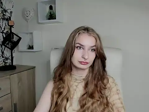 NinaBlond1 online show from October 1, 5:46 am