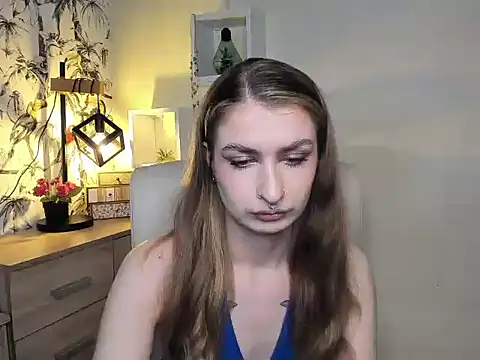 NinaBlond1 online show from November 14, 7:07 am