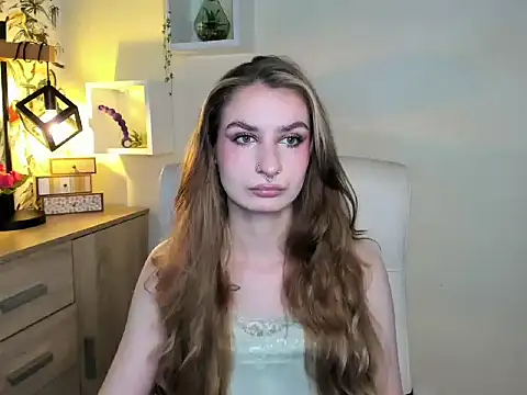 NinaBlond1 online show from November 26, 6:47 am