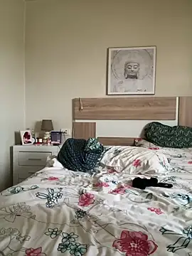 VyC7564 online show from April 13, 8:31 am