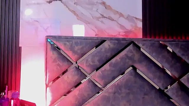 Snapshot of Aliyahsstone chatting on October 29, 12:51 pm Aliyahsstone online show from October 29, 12:51 pm