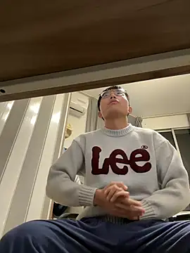 leeyoung  online show from November 17, 2:23 pm