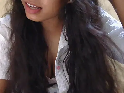 dreamgirl786 online show from September 21, 5:53 am