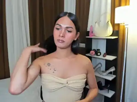 Snapshot of Sedictive_Samantha chatting on November 23, 4:18 pm Sedictive Samantha online show from November 23, 4:18 pm