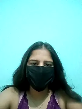 Snapshot of soni_megwal chatting on April 19, 11:42 am soni megwal online show from April 19, 11:42 am