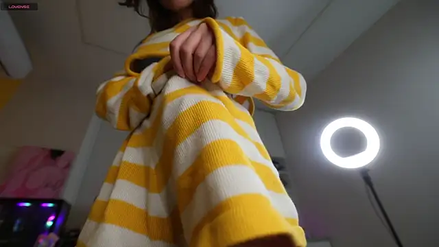 Snapshot of lovekissmes chatting on November 4, 2:38 pm lovekissmes online show from November 4, 2:38 pm