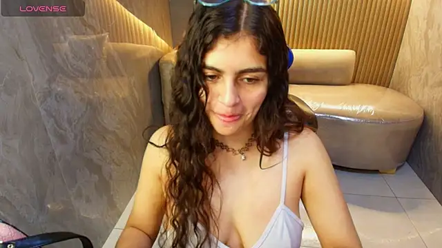 dany r  online show from October 20, 1:00 pm