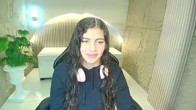 dany r  online show from February 24, 12:47 pm