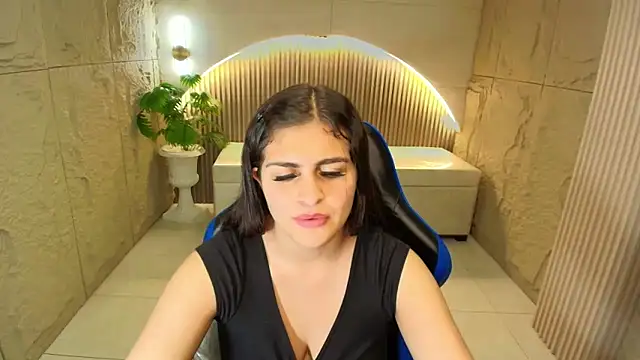 dany r  online show from April 24, 1:19 am