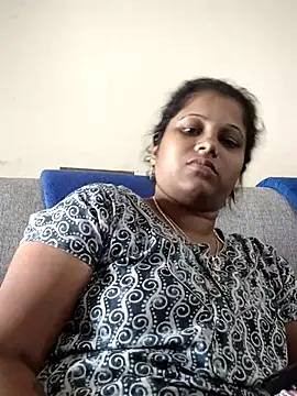 Snapshot of sweetqueen143 chatting on September 28, 5:35 am sweetqueen143 online show from September 28, 5:35 am