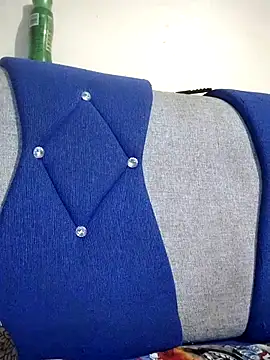 Snapshot of sweetqueen143 chatting on November 13, 5:01 pm sweetqueen143 online show from November 13, 5:01 pm