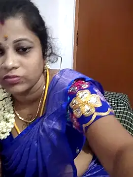 sweetqueen143 online show from June 3, 2:33 pm