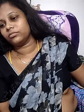 sweetqueen143 online show from June 10, 9:14 pm