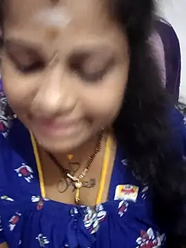 sweetqueen143 online show from June 11, 10:19 pm