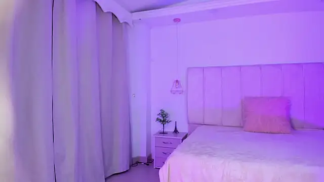 Gyal 8  online show from March 15, 3:34 am