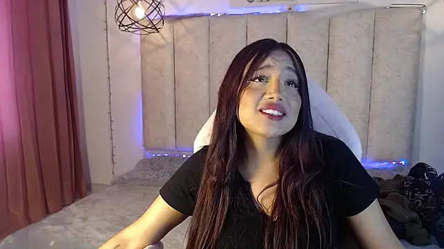 ladymooncs online show from June 12, 5:34 pm